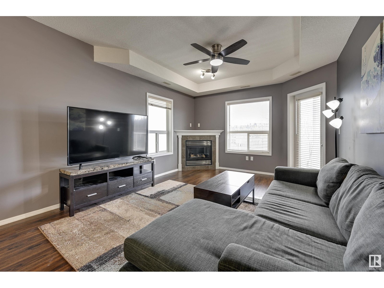 #416 9008 99 AV NW