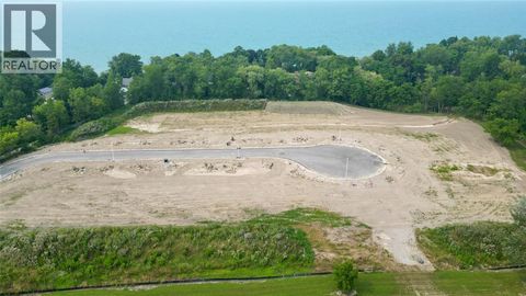 3400 FOUR ELMS COURT Plympton-Wyoming ON N0N1E0