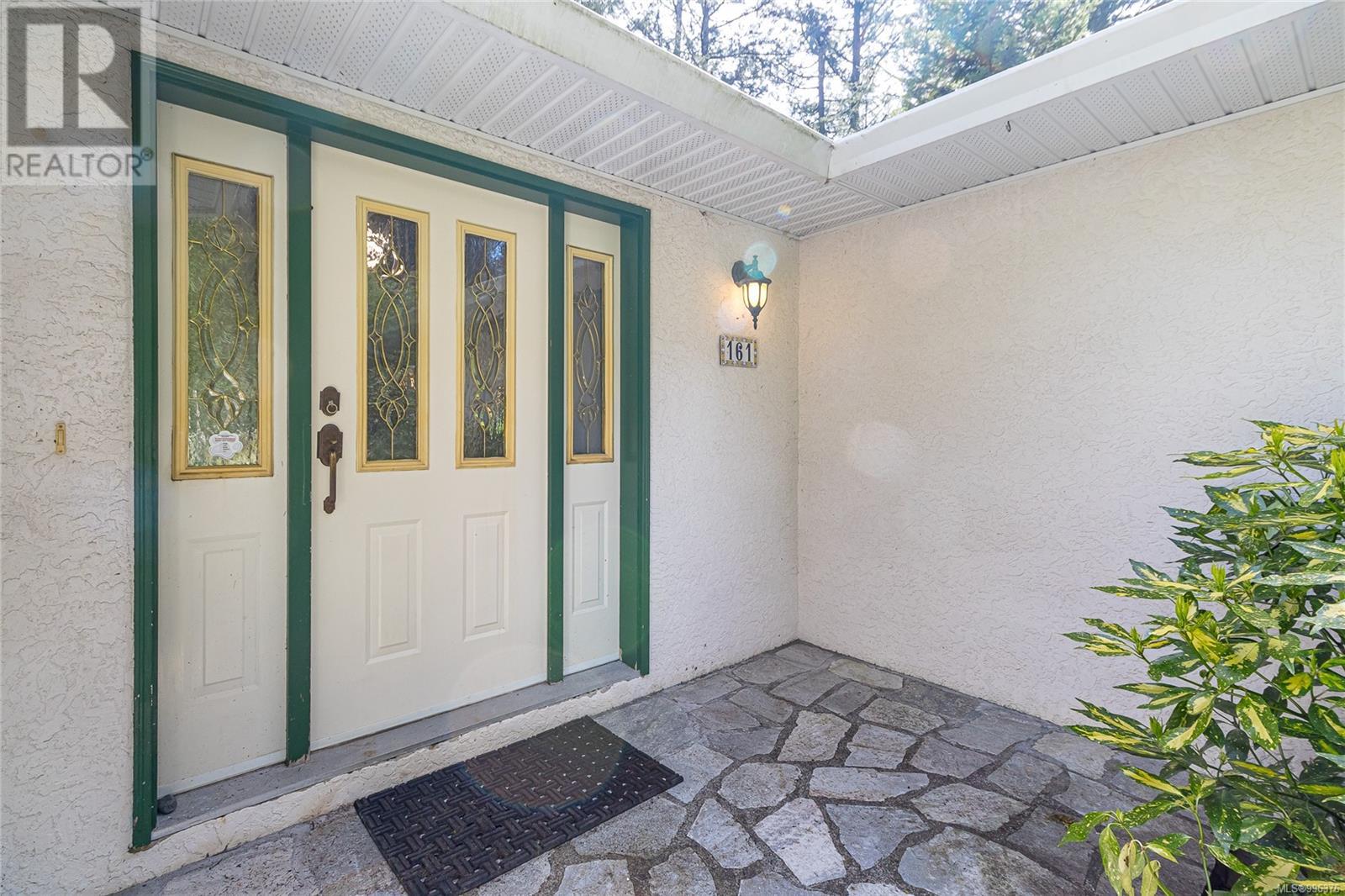 161 Hartland Ave
