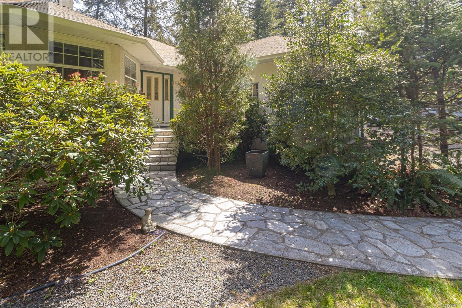 161 Hartland Ave