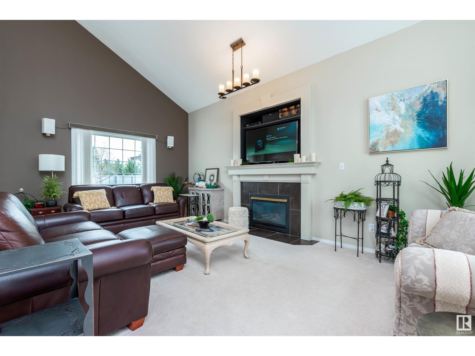 1403 JEFFERYS CR NW