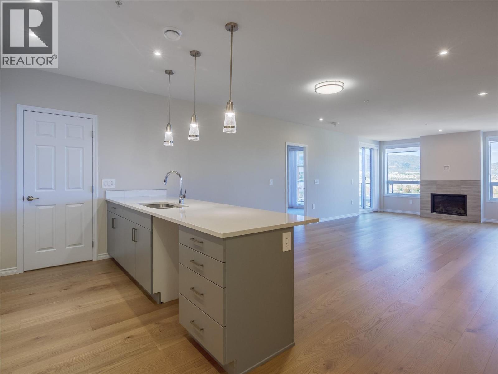 3362 SKAHA LAKE Road Unit# 1202