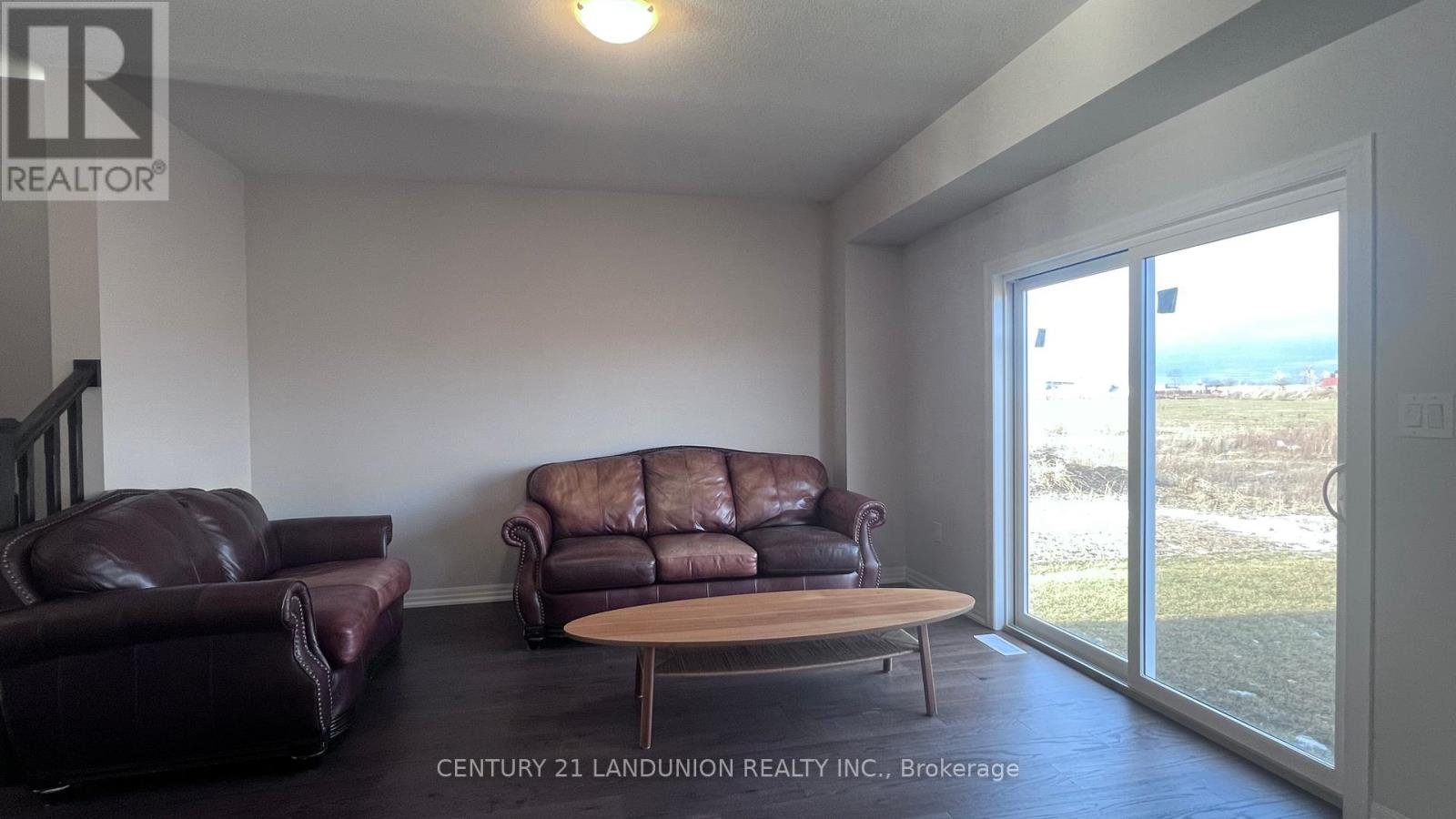 39 MEADOWLARK DRIVE
