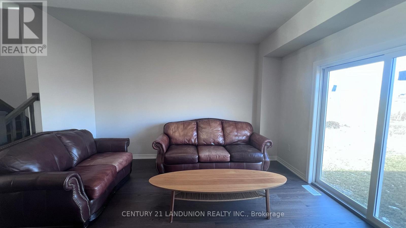 39 MEADOWLARK DRIVE