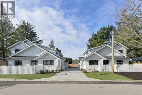 1 5032 Wesley Rd Saanich BC V8Y1Z4