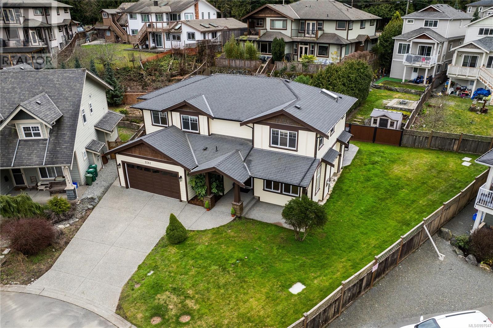 3261 Willshire Dr