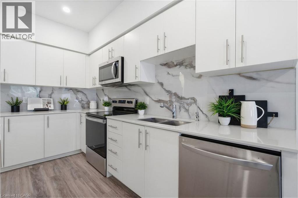 110 FERGUS Avenue Unit# 22