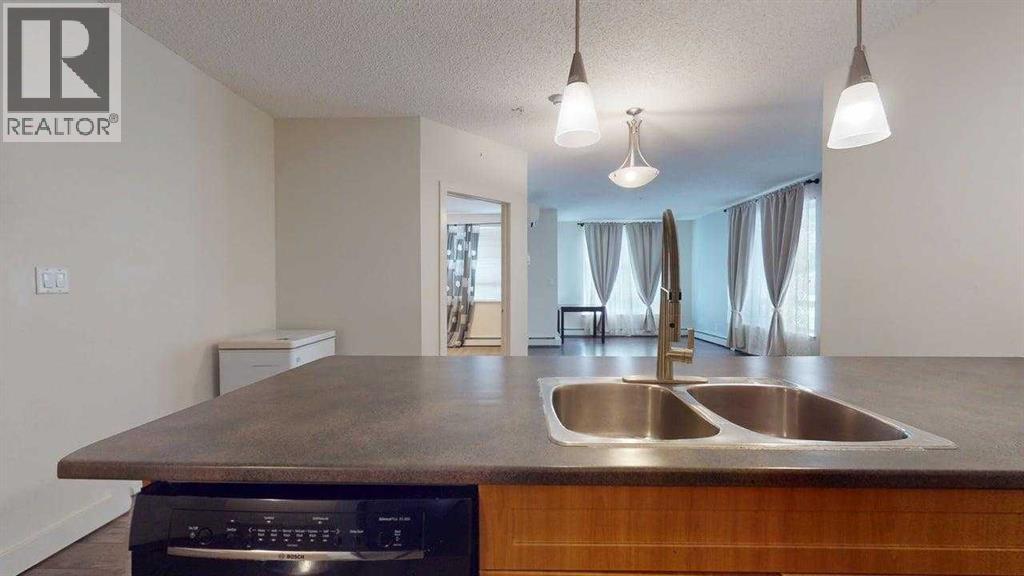 104, 136C Sandpiper Road