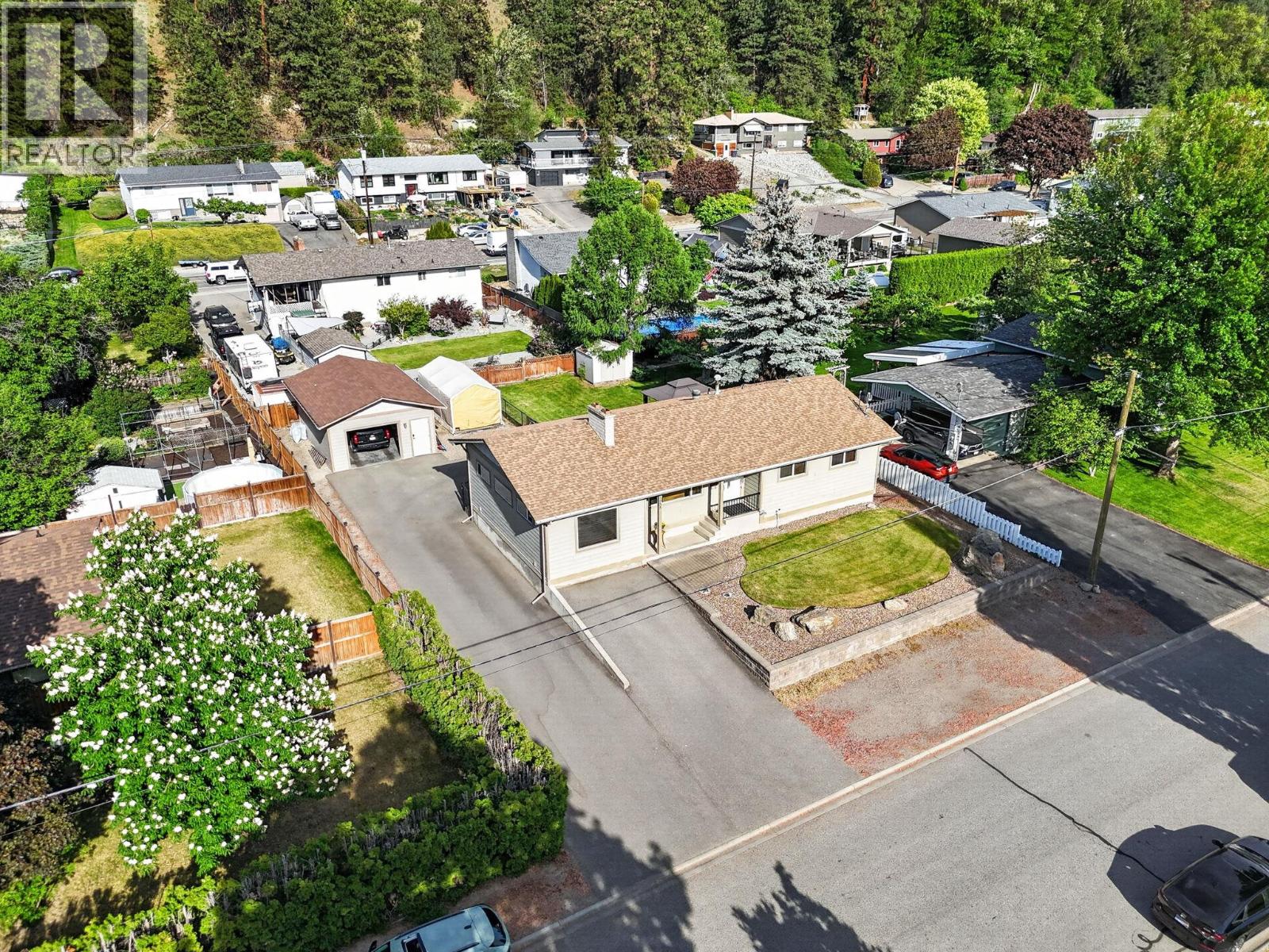 1355 Pasadena Road