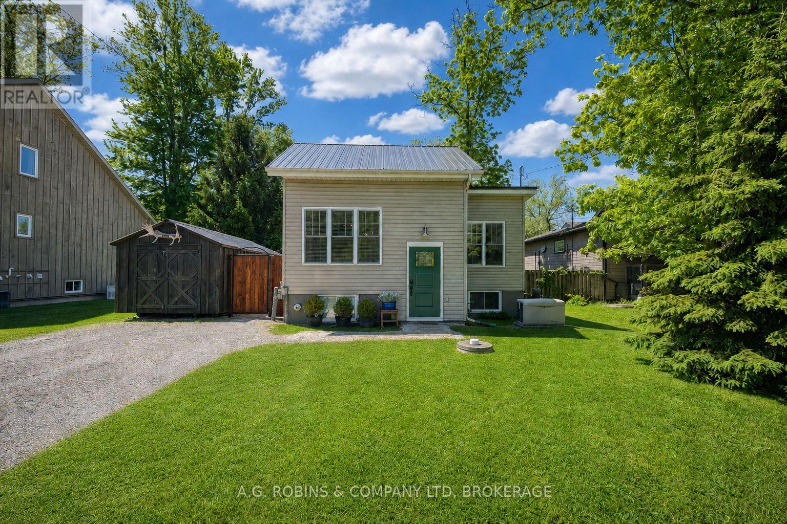 10585 MAPLEWOOD DRIVE