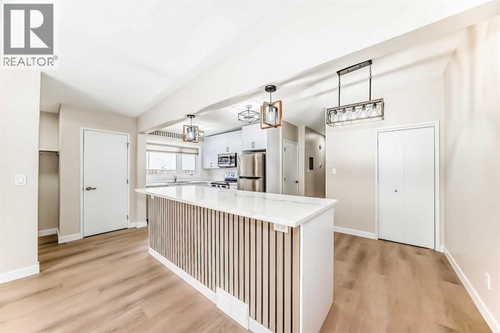 7406-7408 Hunterfield Road NW