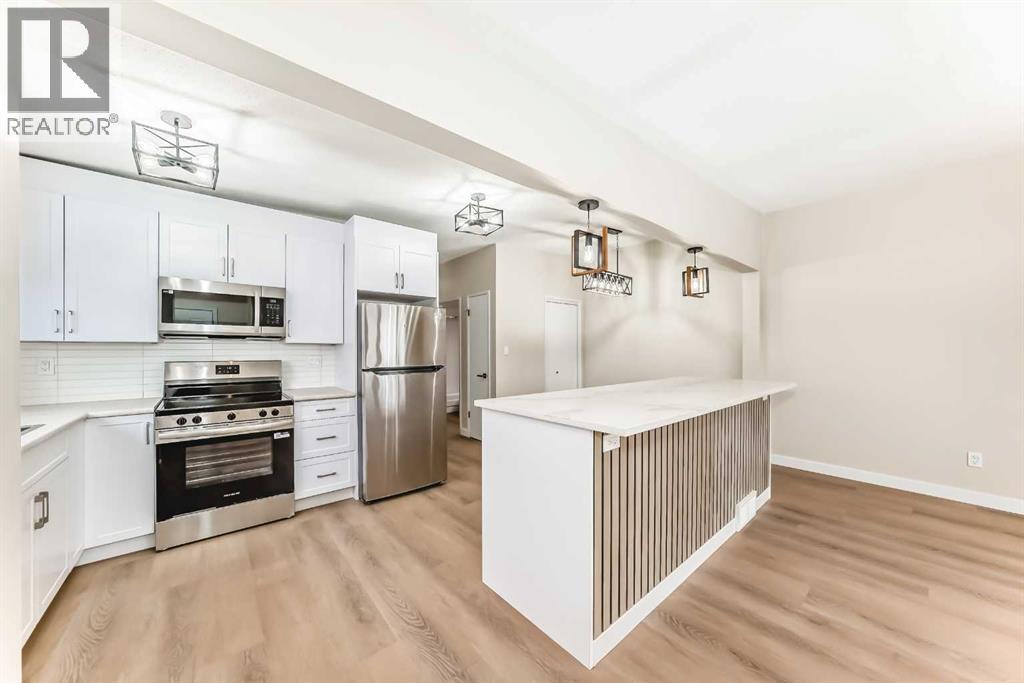 7406-7408 Hunterfield Road NW