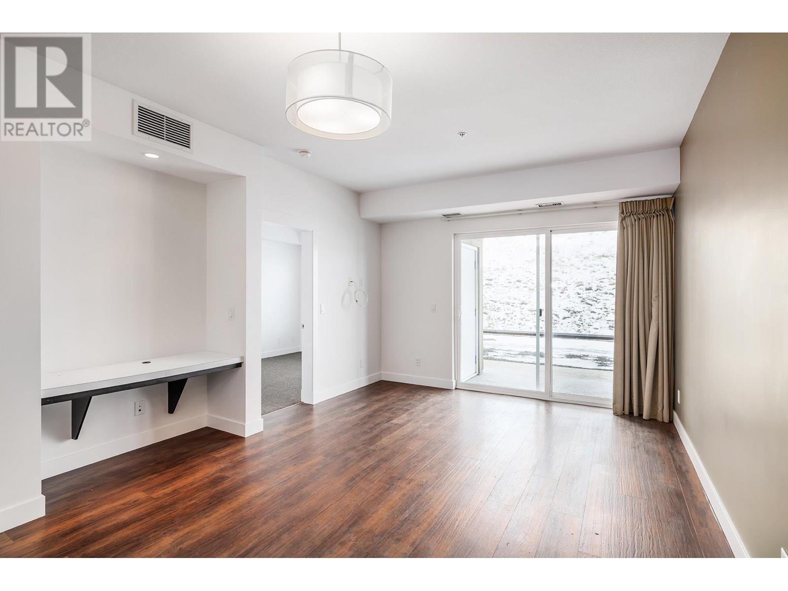 975 Academy Way Unit# 214