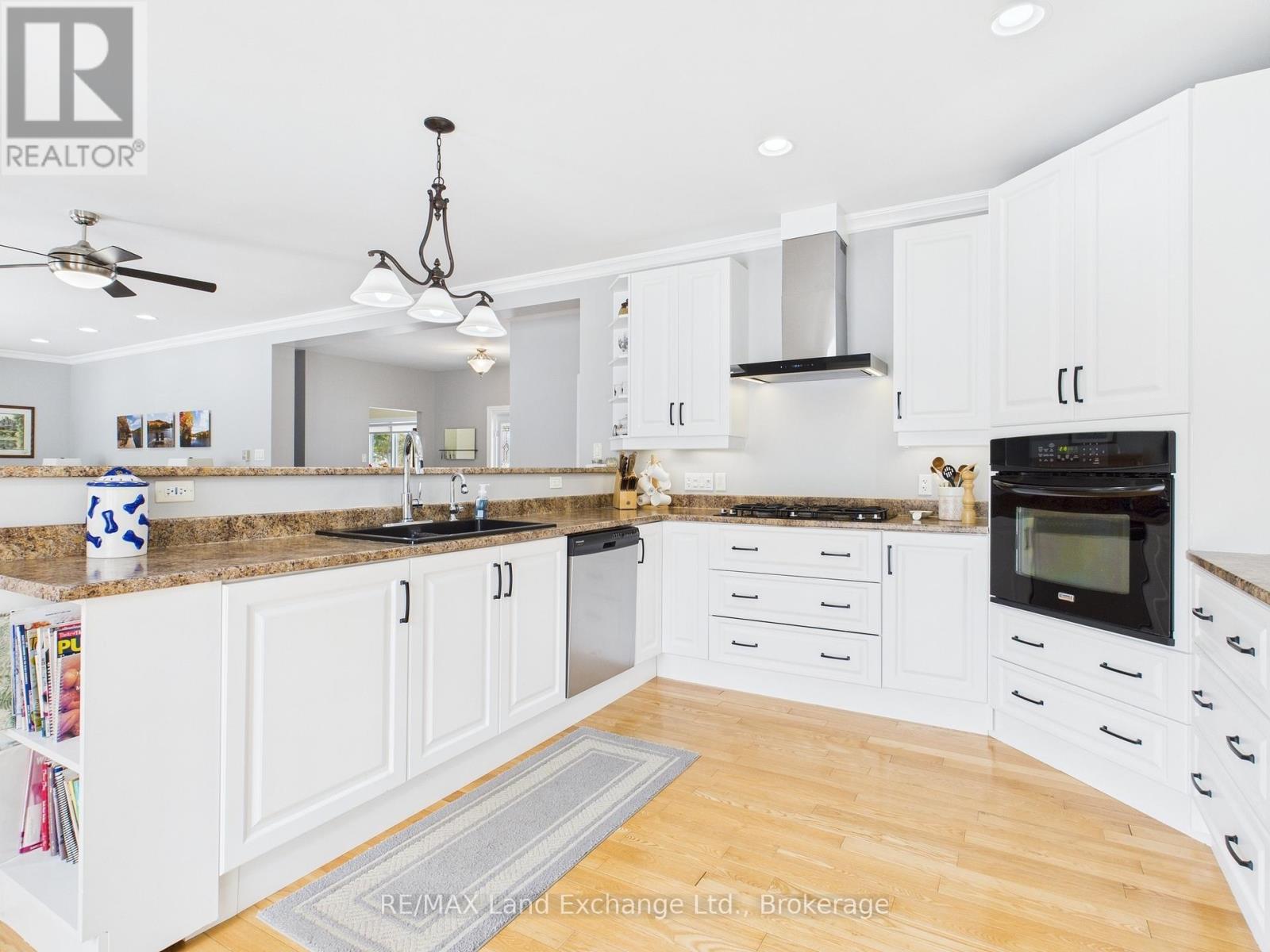 282 HURON ROAD