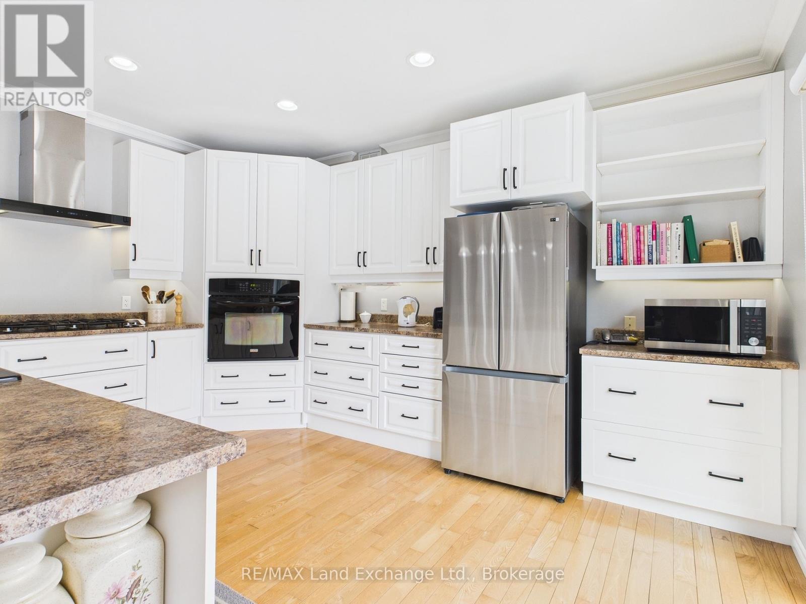 282 HURON ROAD