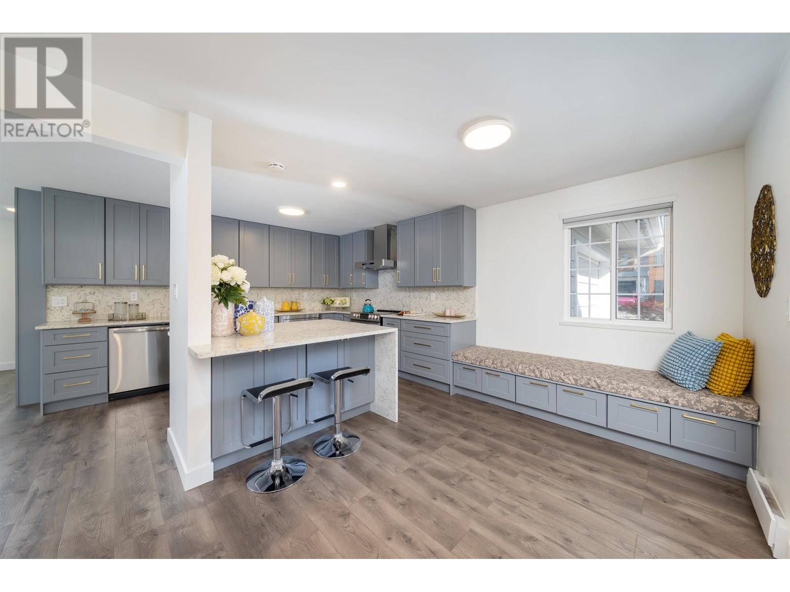 10080 ROSEDENE CRESCENT