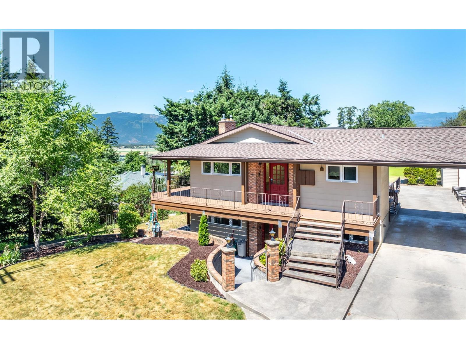 614 VANCOUVER N Street