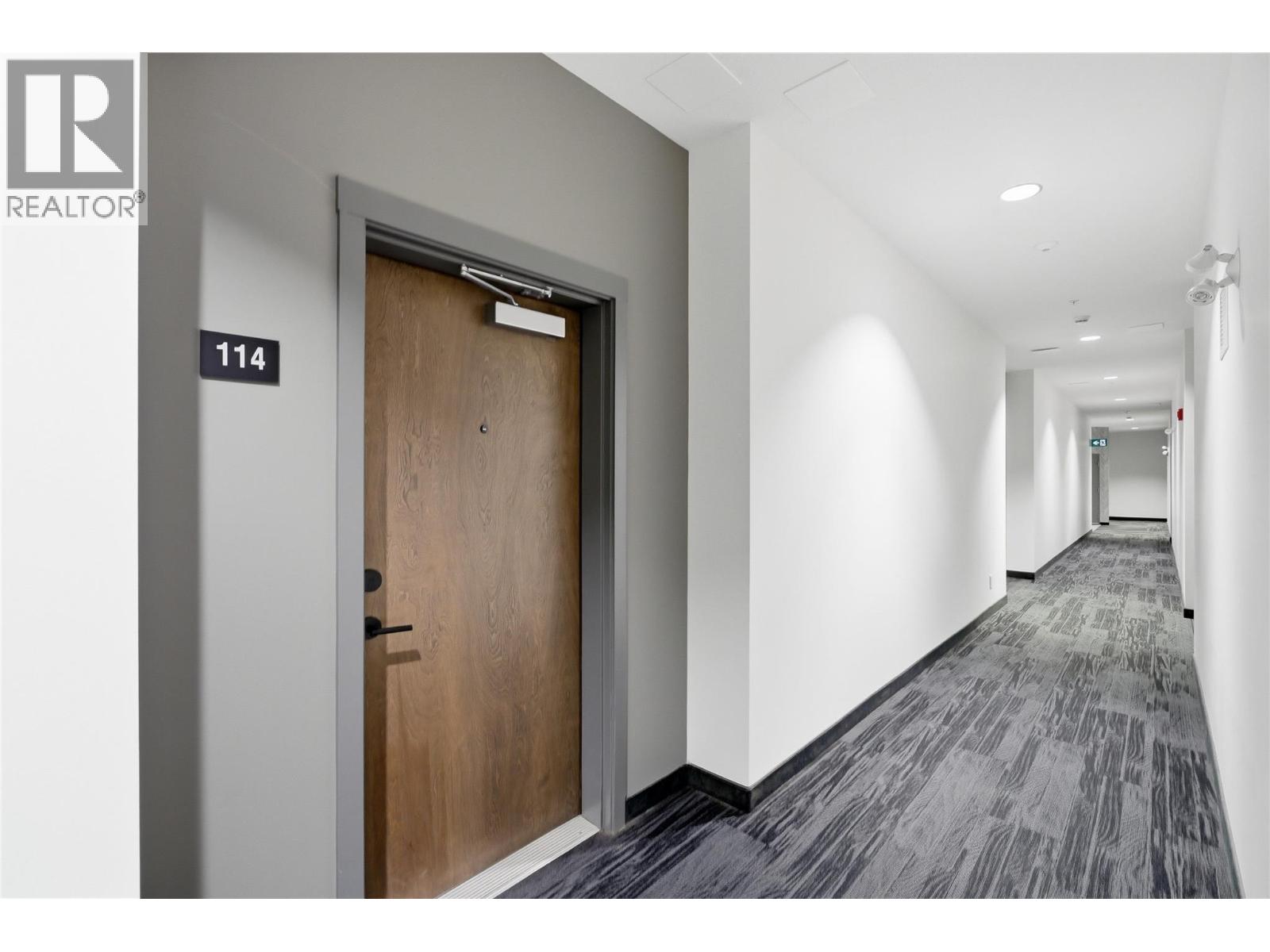 1880 HUGH ALLAN Drive Unit# 114