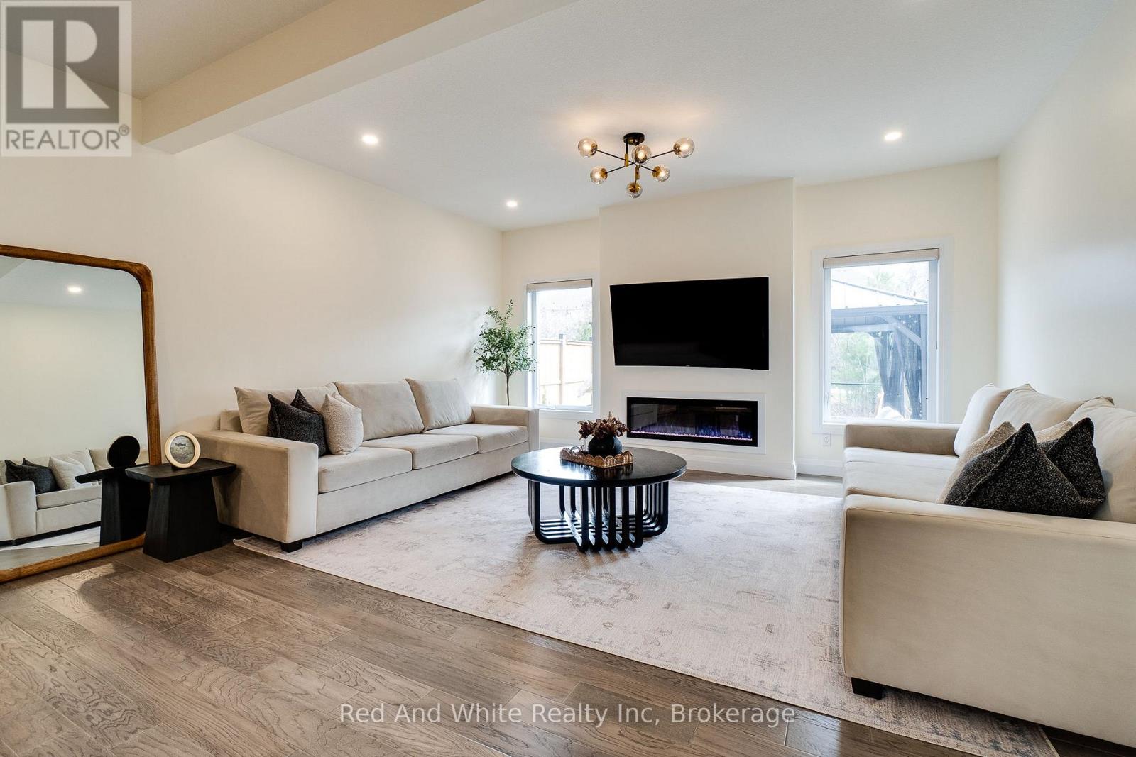 126 FOREST CREEK DRIVE