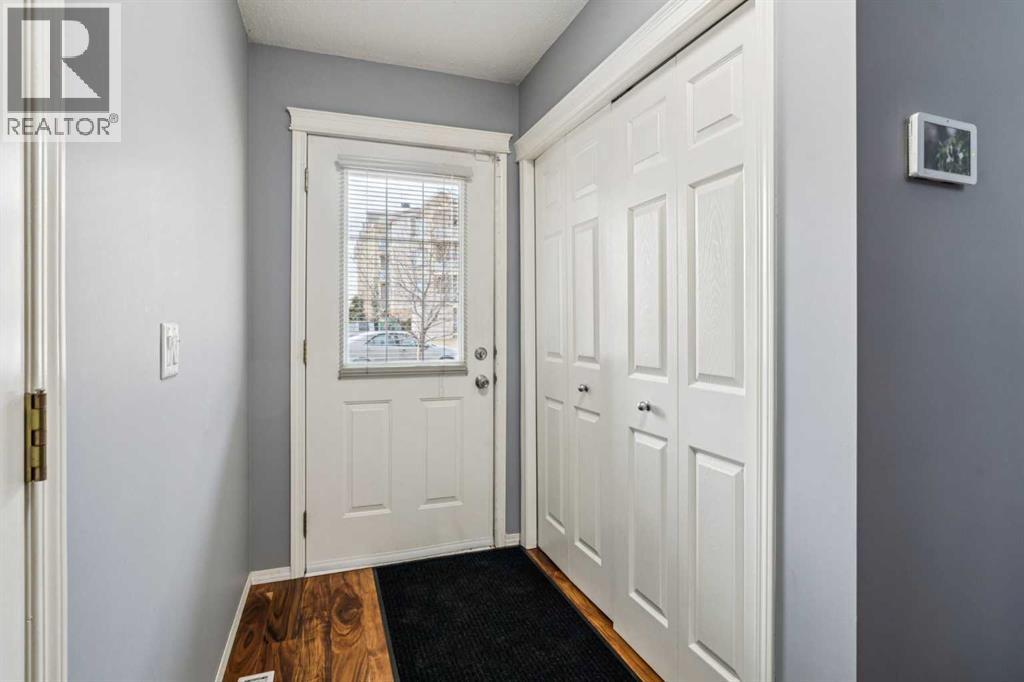 1224, 7038 16 Avenue SE