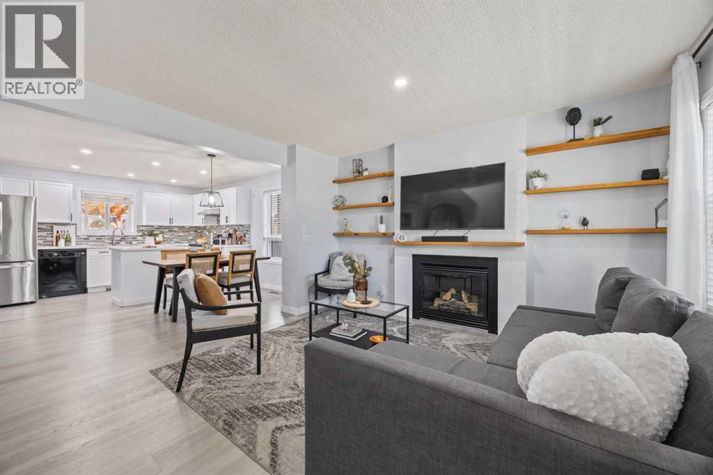 371 Silverado Drive SW