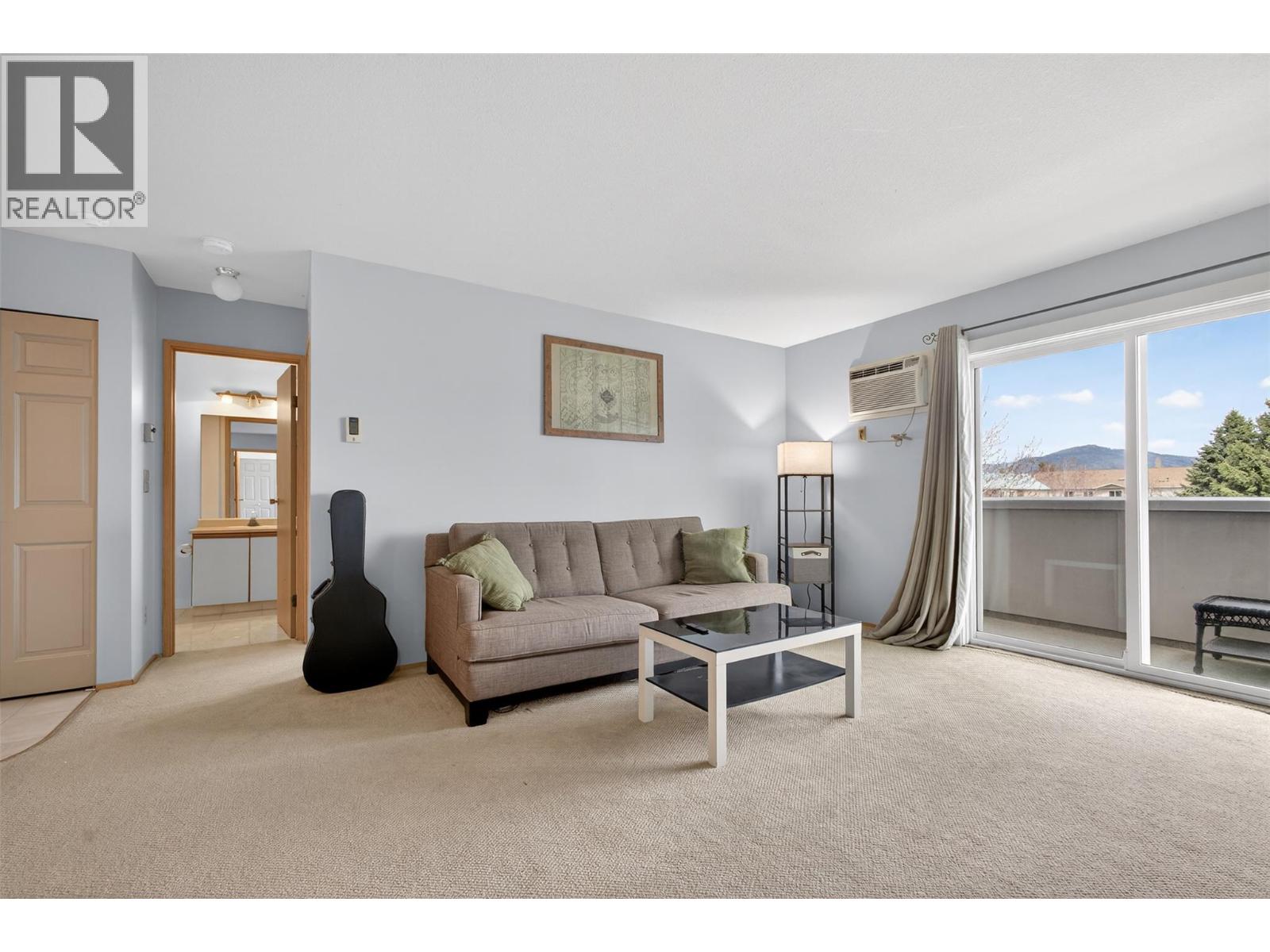 3180 De Montreuil Court Unit# 412