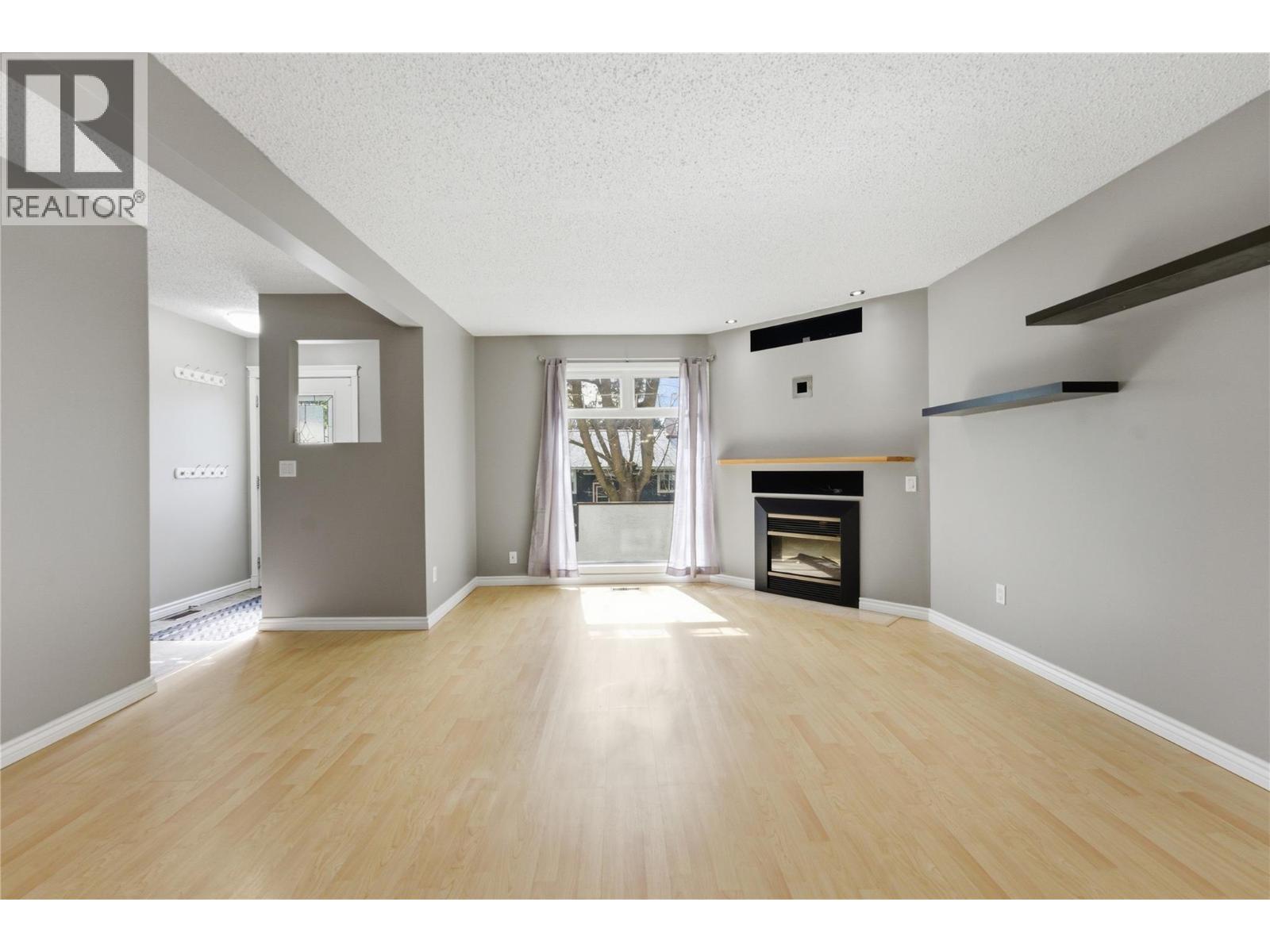 2100 43 Avenue Unit# 205