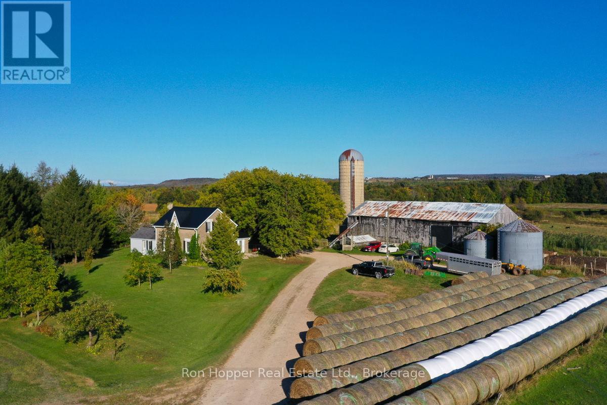 439567 SYDENHAM-LAKESHORE DRIVE