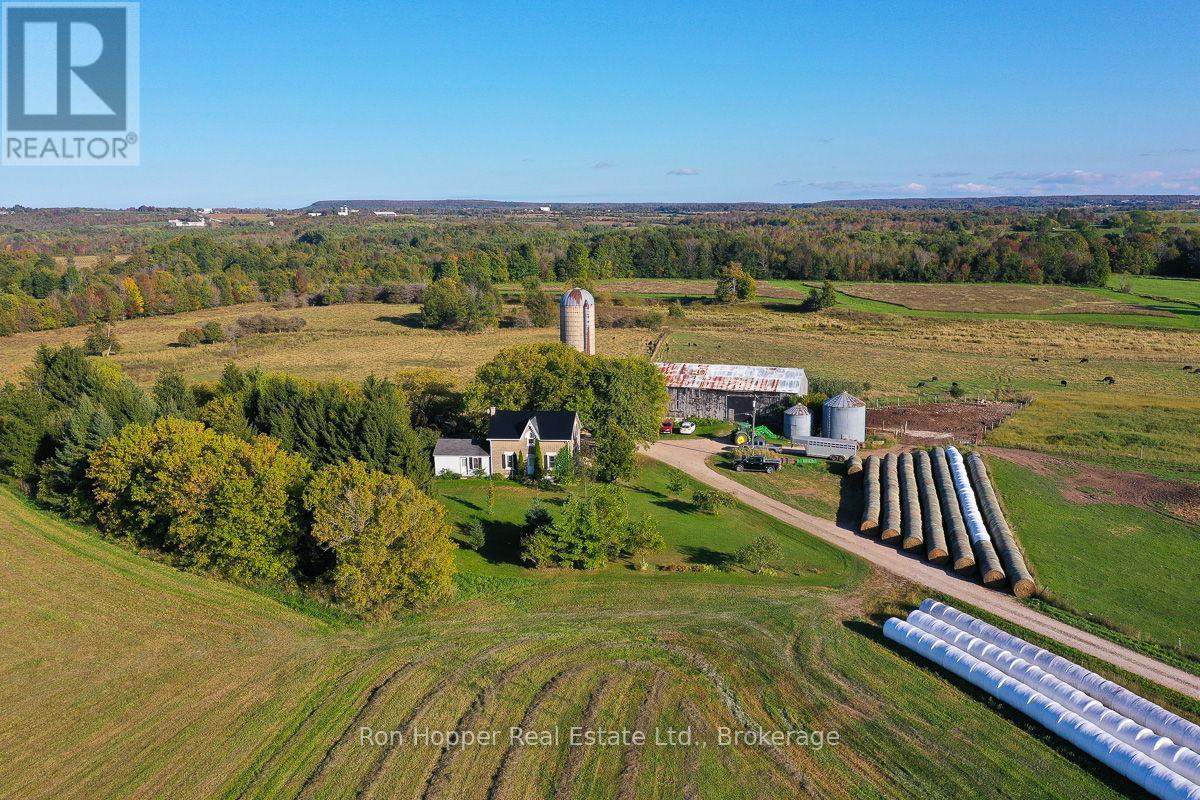 439567 SYDENHAM-LAKESHORE DRIVE