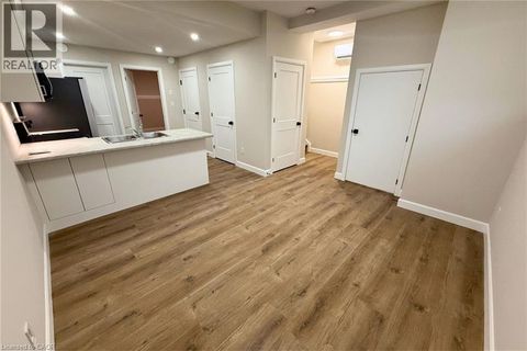 675 PRINCESS Street Unit# Lower Right Woodstock ON N4S4H7