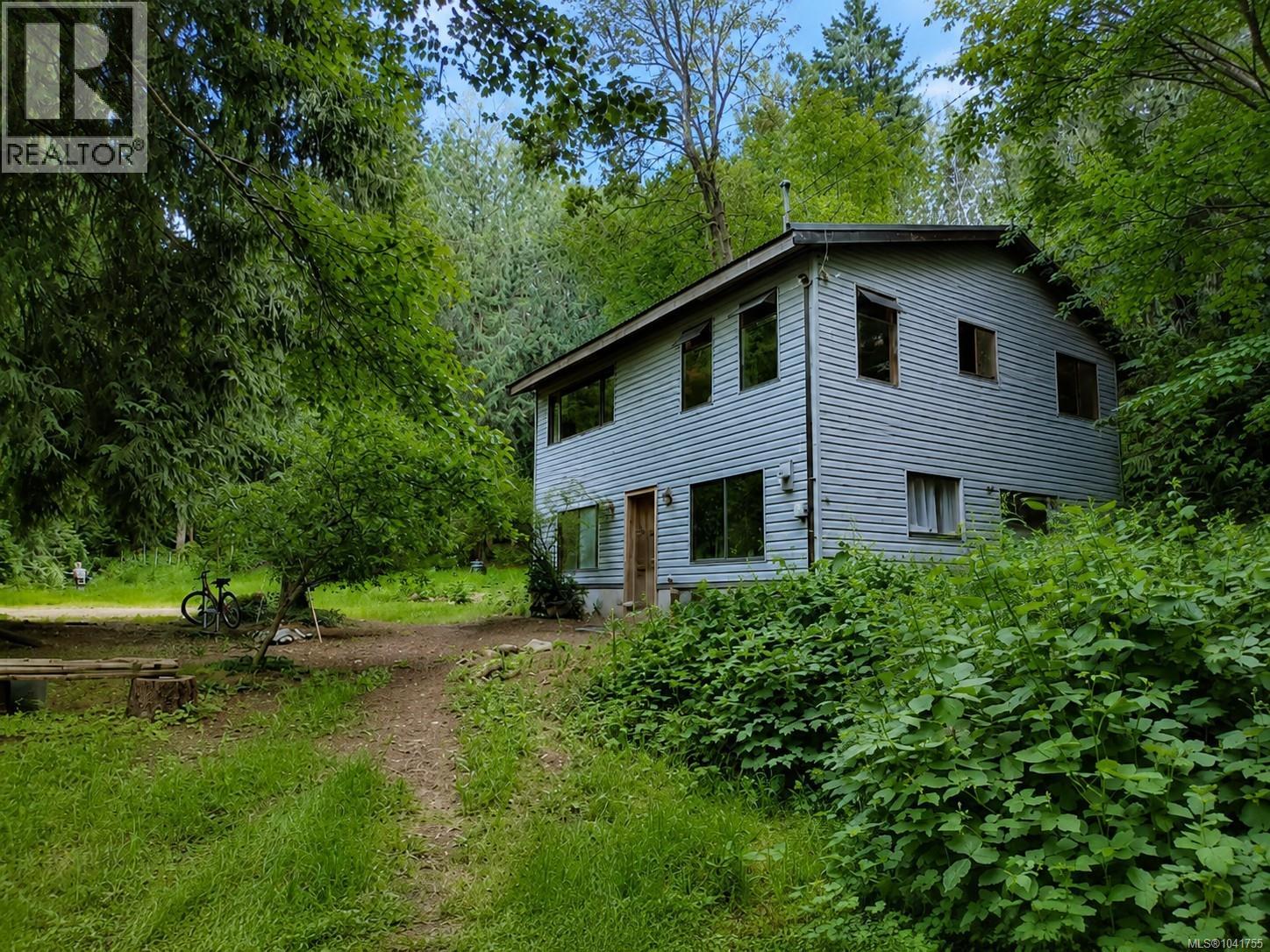 4480 Strachan Rd