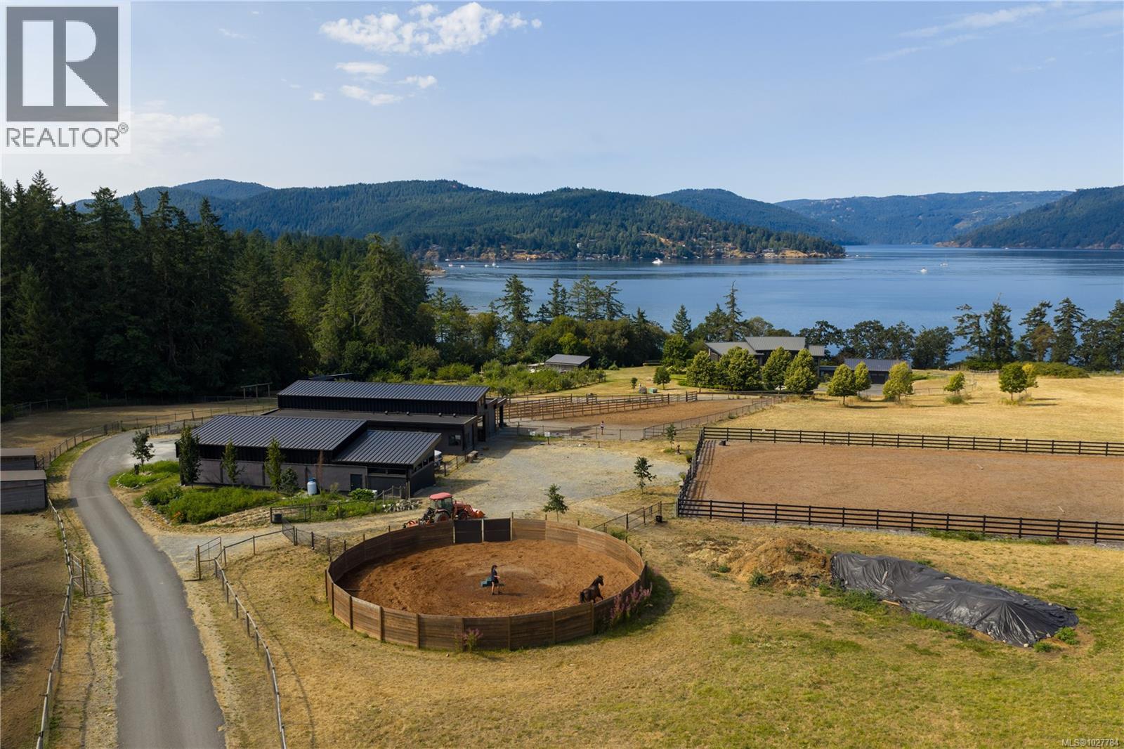 7756 West Saanich Rd