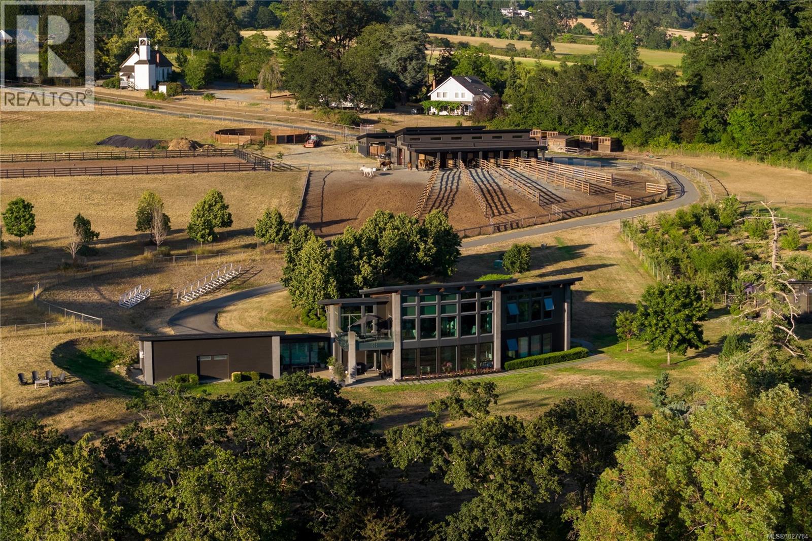 7756 West Saanich Rd