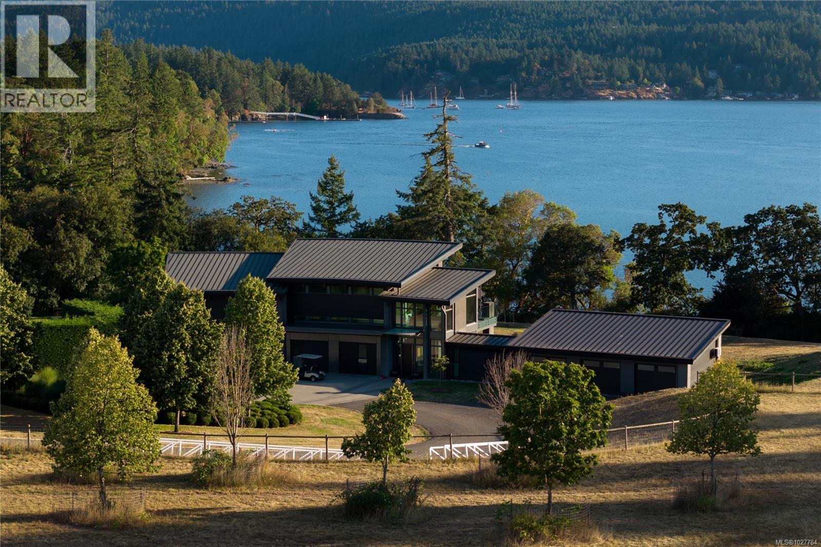 7756 West Saanich Rd