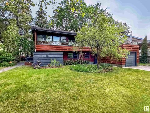 11748 UNIVERSITY AV NW Edmonton AB T6G1Z5