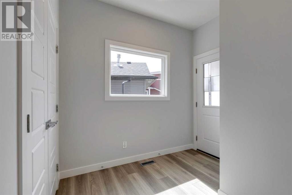 207 Sora Terrace SE
