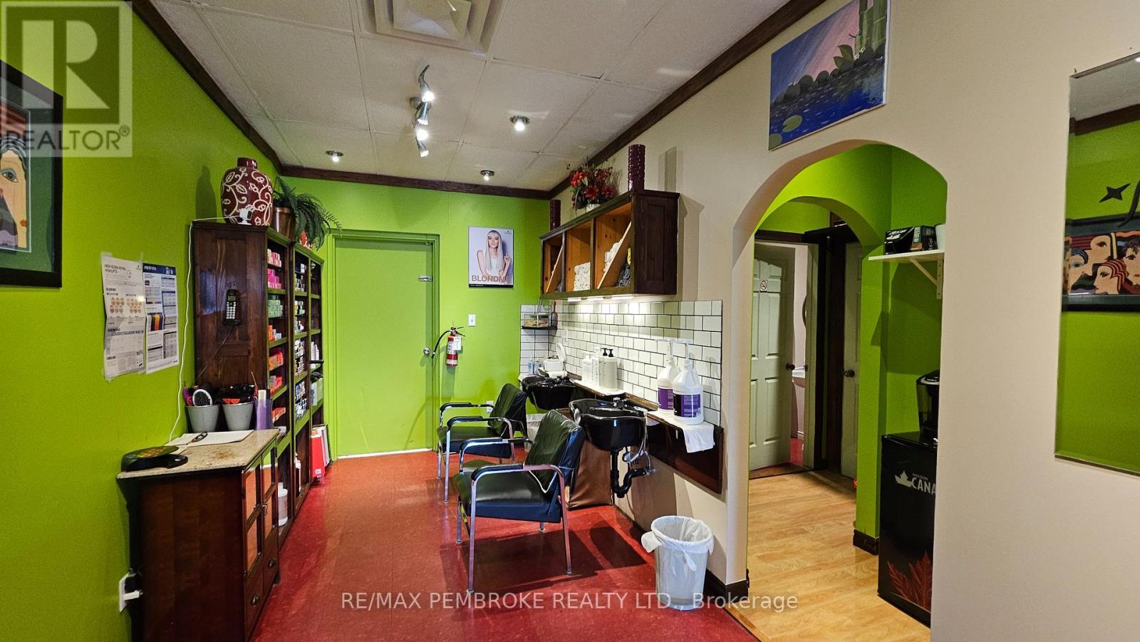 C - 3468 PETAWAWA BOULEVARD