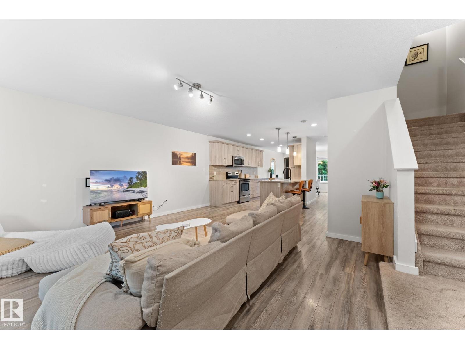 11840 122 ST NW
