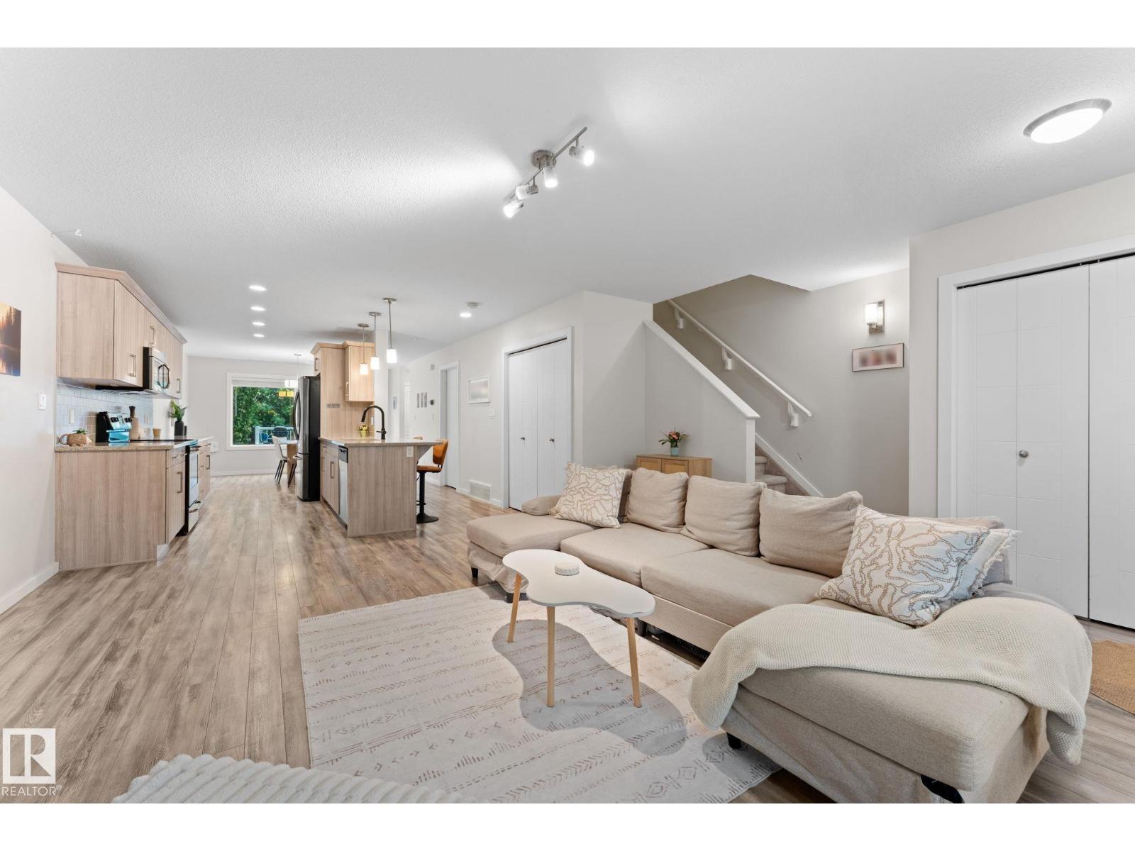 11840 122 ST NW
