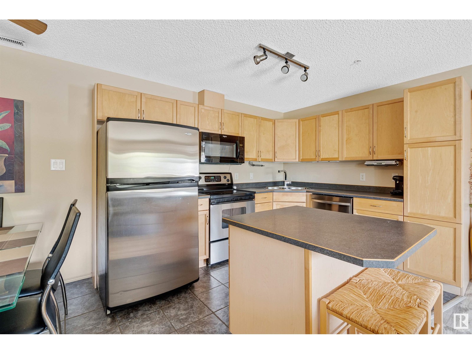 #112 16303 95 ST NW