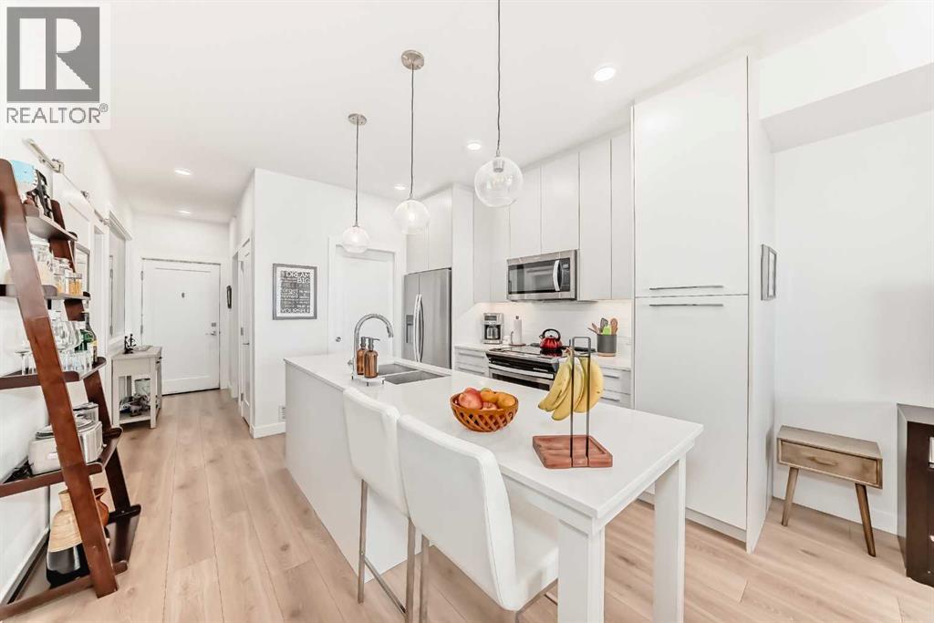 1406, 76 Cornerstone Passage NE