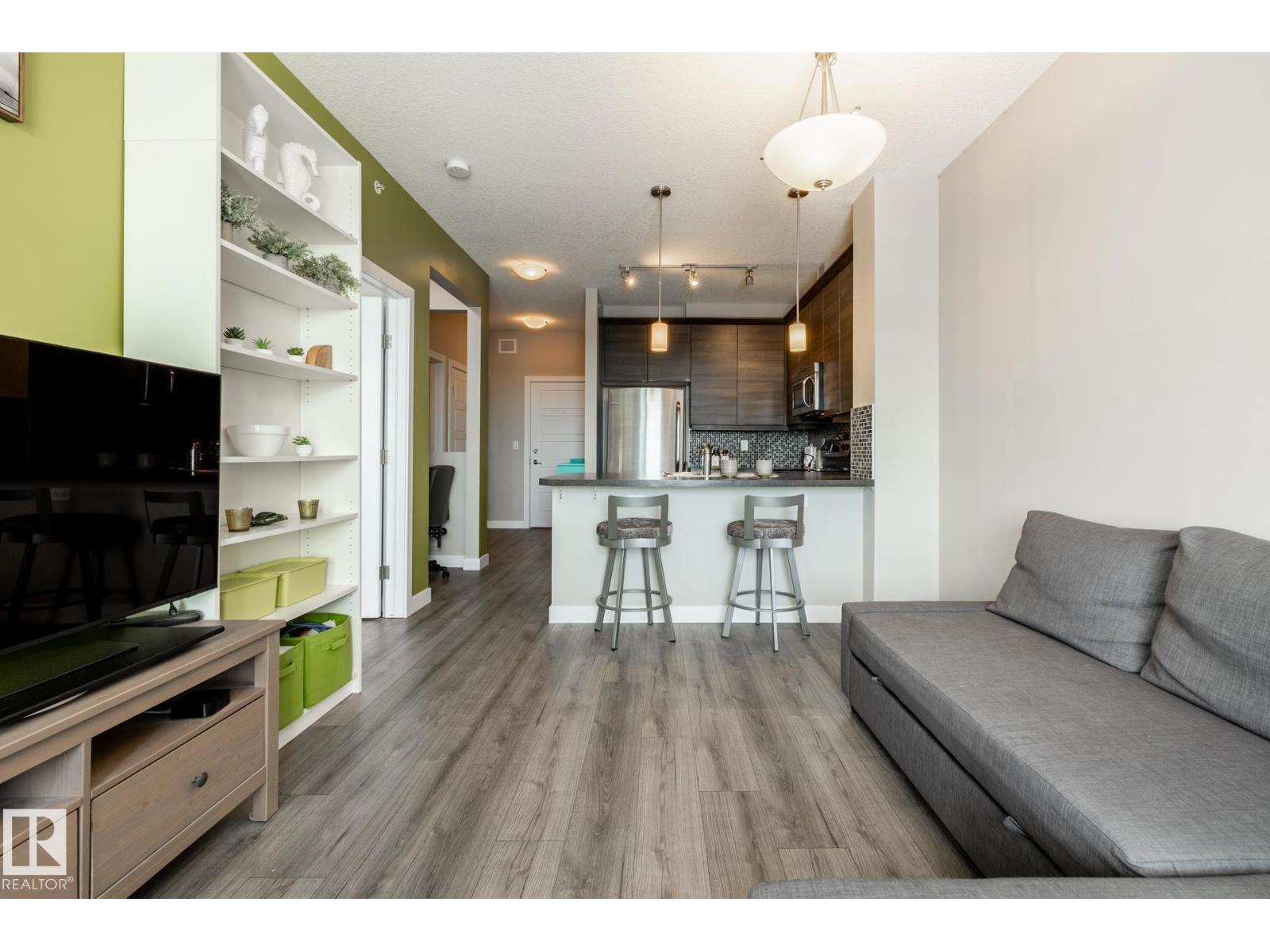 #407 2590 ANDERSON WY SW