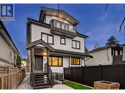 2 3531 MARSHALL STREET Vancouver BC V5N4S2