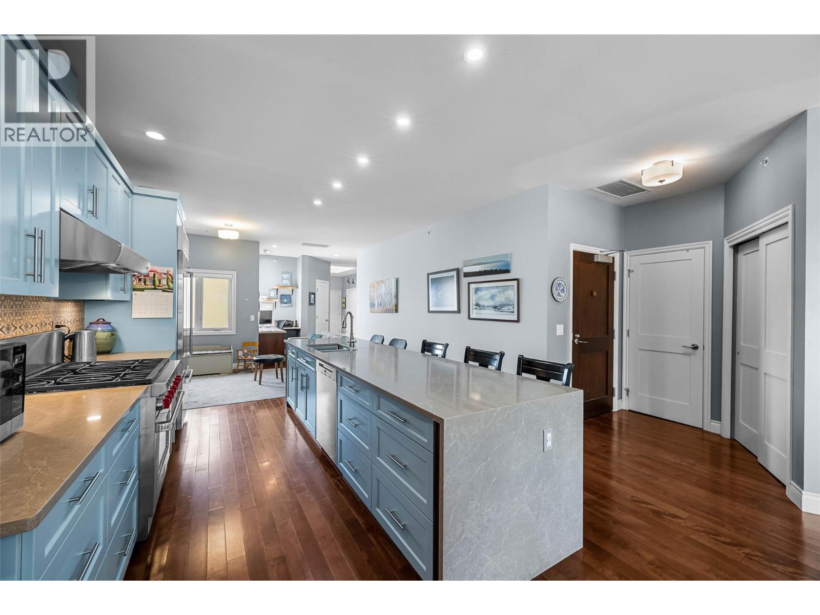 370 Battle Street Unit# 401