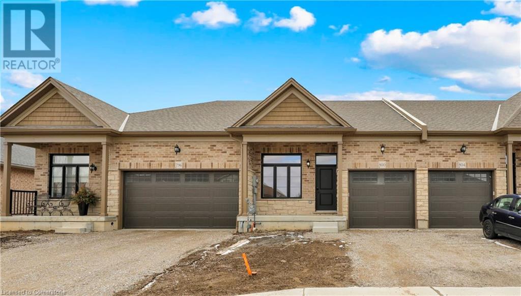 800 GARDEN COURT Crescent