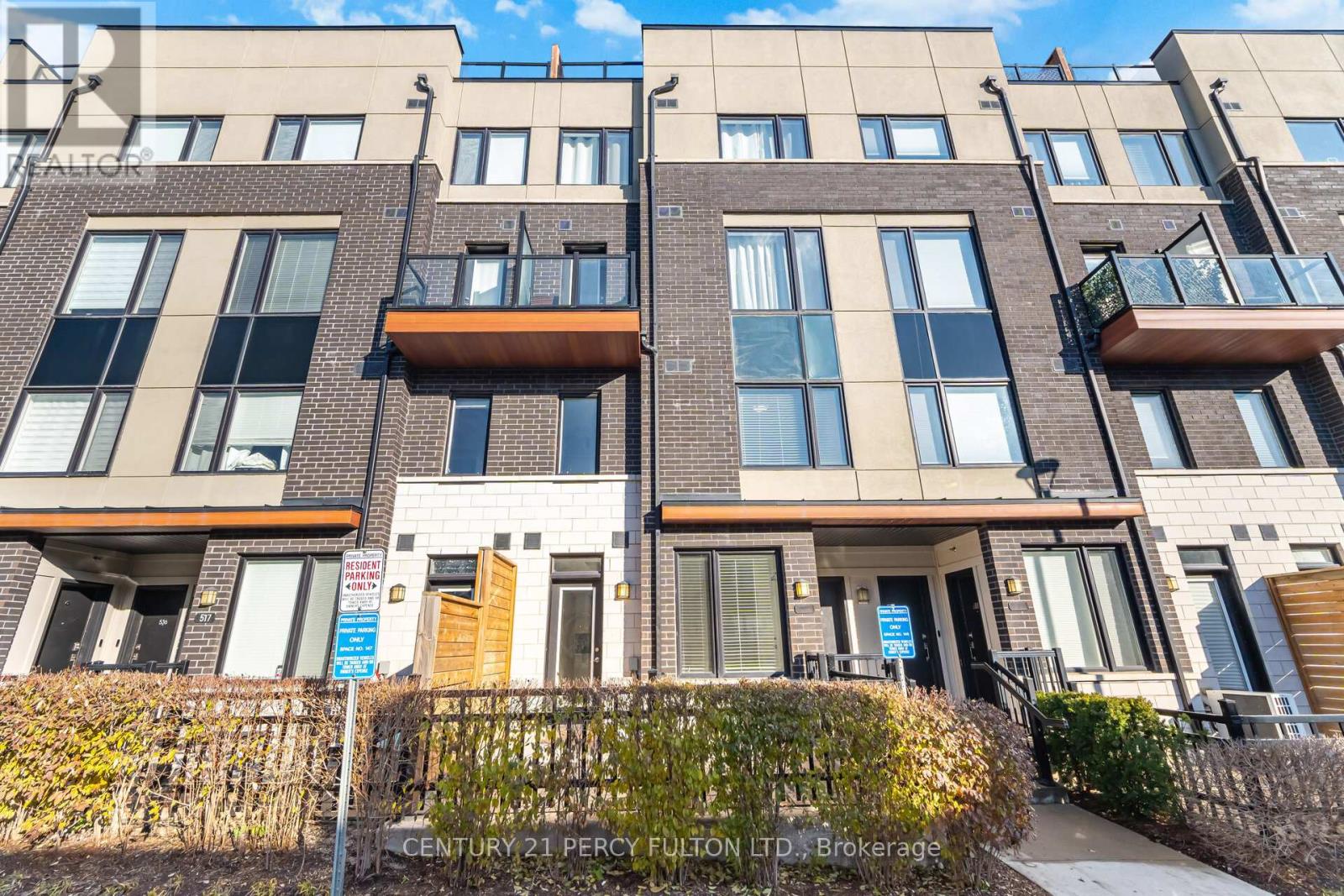 516 - 1555 KINGSTON ROAD