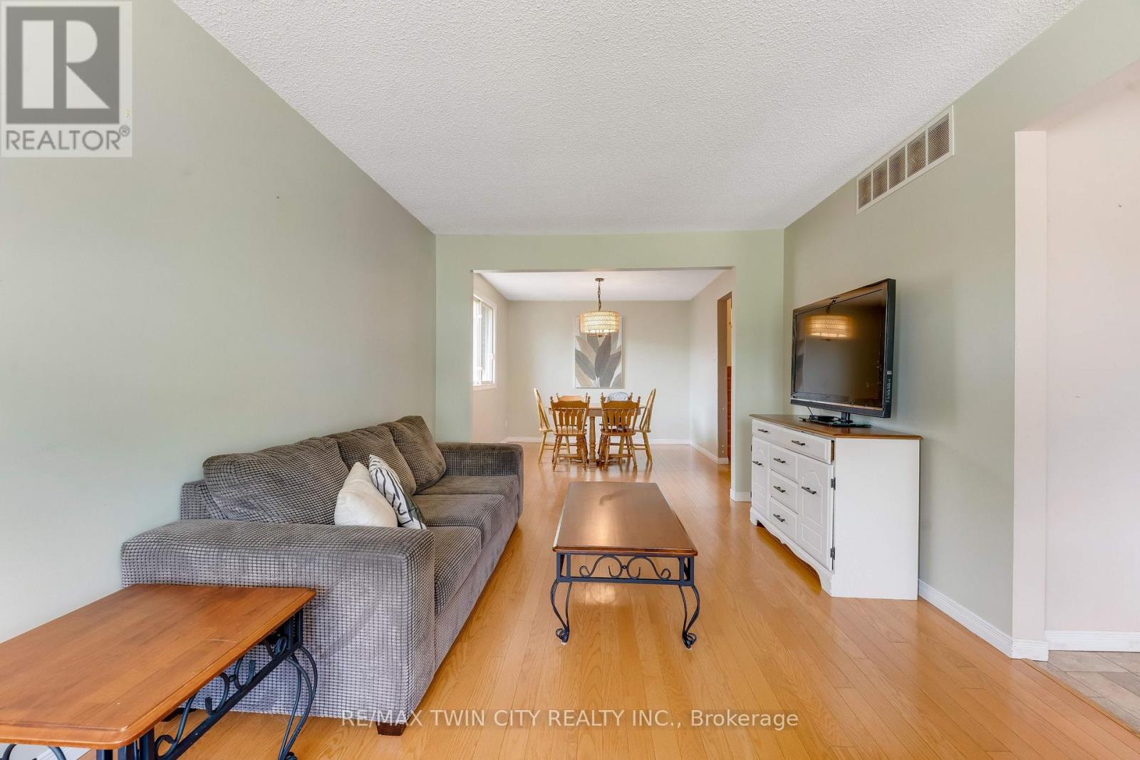 131 BRIERDALE DRIVE