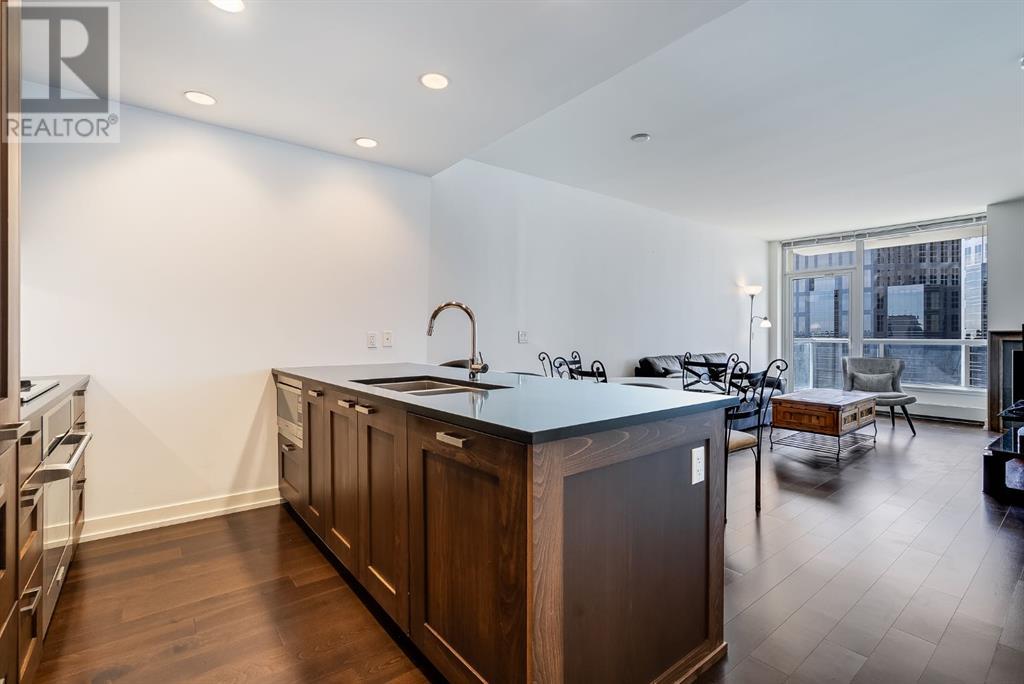 1626, 222 Riverfront Avenue SW