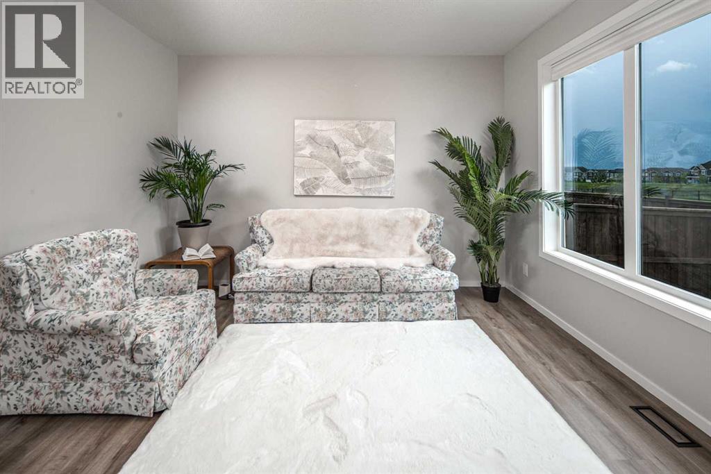 76 Yorkville Landing SW