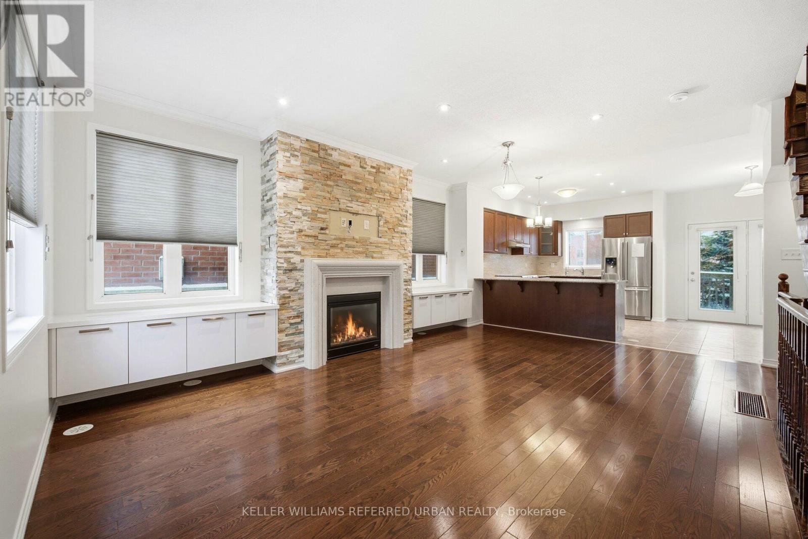 97 JOHN BELL CRESCENT